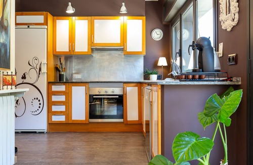 La Margineda Apartment | Artistic Duplex with Terrace, 10 min City Center