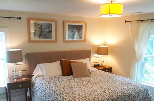 Granville South House | Artistic estate