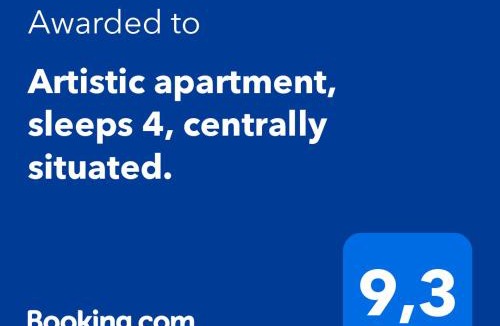 Sille-le-Guillaume Apartment | Artistique