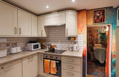 Cowfold House | Artists Hideaway in Cowfold