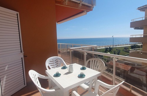 Els Griells Apartment | Artit C1 Apartment to rent L'Estartit first line with wifi