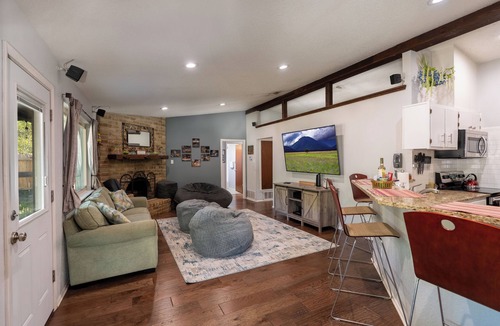 Schertz House | ArtLens Casa-Billiards-Campfire-WD-WIFI-Playset-TVs-Bluetooth Surround Sound