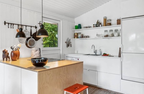 Hoensinge House | "Arto" - 1.2km from the sea by Interhome