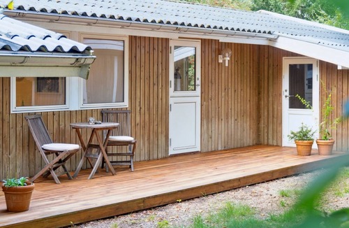Hoensinge House | "Arto" - 1.2km from the sea by Interhome