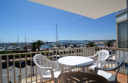 L'Estartit Apartment | ARTS 2 APARTAMENT