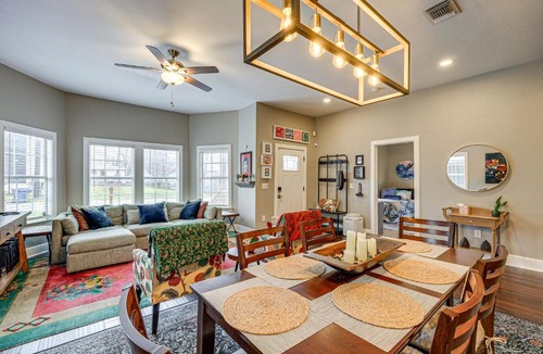 Nevada Street House | Artsy Bungalow w/Yard in Dtwn San Antonio