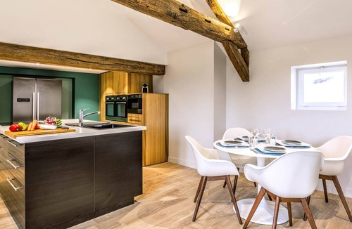 Downtown Angers Apartment | Arty Apartment