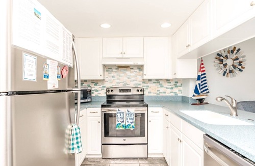 Surf City Condo | Aruba Sun - 1 BR Surf Condo - Great Views and Community Pool