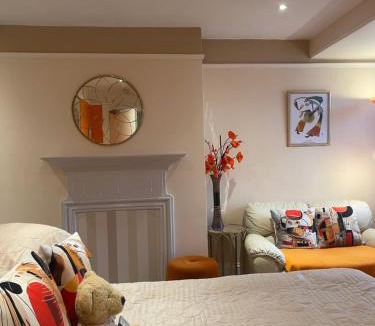 Littlehampton House | Arun Sands Rooms