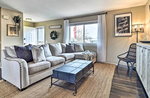 Arvada House | Arvada House w/ Fire Pit & Outdoor Kitchen!