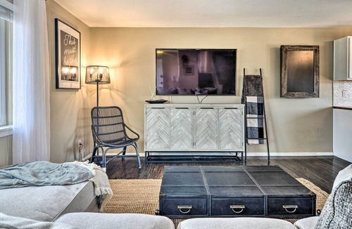 Arvada House | Arvada House w/ Fire Pit & Outdoor Kitchen!