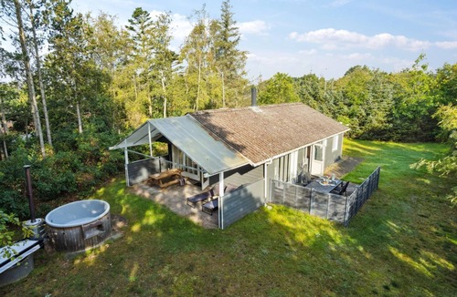 Oster Hurup House | "Arwin" - 200m from the sea by Interhome