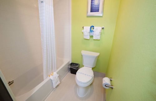 Farmers Branch Hotel | Arya Inn & Suites Farmers Branch