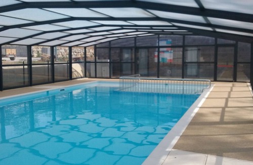 Arzal Ski Chalet | ARZ1-Quiet 2-bedroom chalet with swimming pool