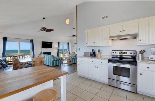 South Nags Head House | As Close As You Can Get! Oceanfront Panoramic Views