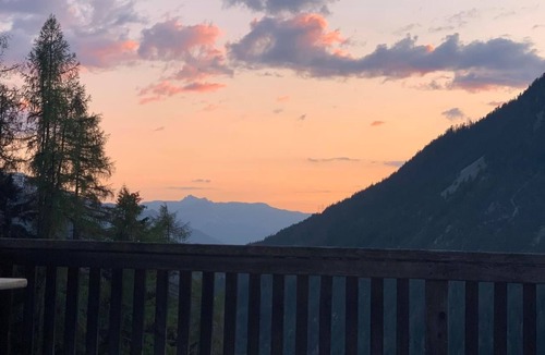 Monstein Ski Chalet | As good as new 2-room holiday chalet (55m2)