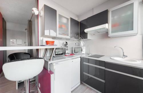 Le Grau-Du-Roi Apartment | AS9557 - Studio vue sur la mer avec parking privé proche centre ville