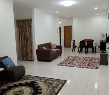 Lubok Merbau House | ASA Homestay