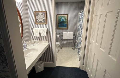 Clarence Bed & Breakfast | Asa Ransom House