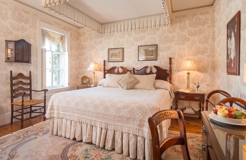 Clarence Bed & Breakfast | Asa Ransom House