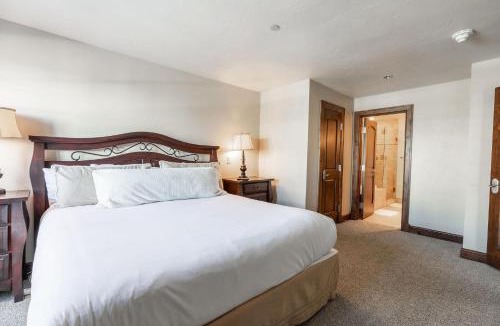 Avon House | Ascent Residence 208