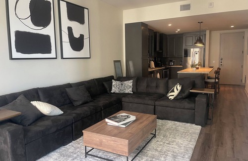 Dallas Design District Apartment | Ascent Victory Park Apartments Unit 1908