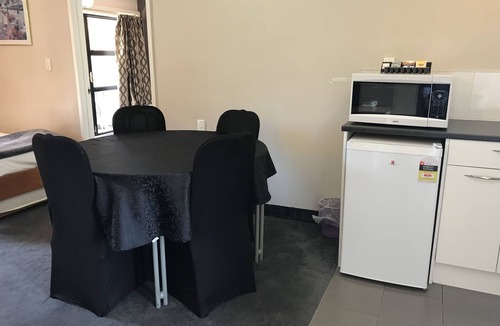 Epsom Hotel | Ascot Epsom Motel