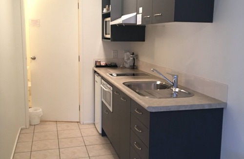 Newtown Apartment | Ascot Motor Lodge