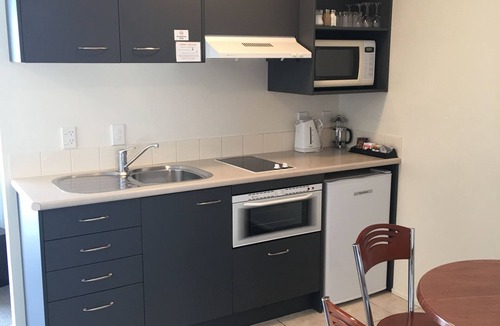 Newtown Apartment | Ascot Motor Lodge