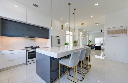 Houston House | Asena Luxury Oasis - Gallerian