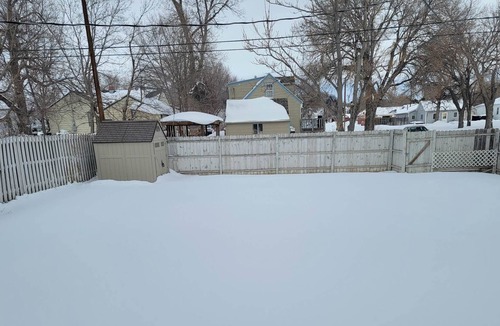 Ogallala House | Ash Breeze Harbor 15min from Lake Mac
