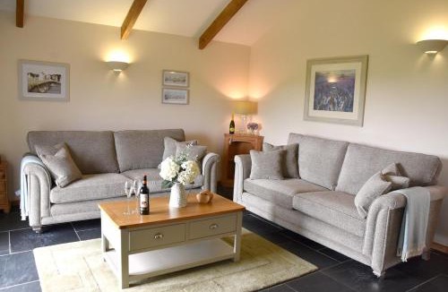 Grampound House | Ash Cottage, 3 bed large cottage