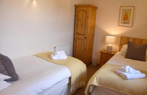 Grampound House | Ash Cottage, 3 bed large cottage