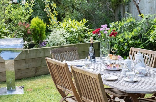 Henfield House | Ash Cottage by Interhome