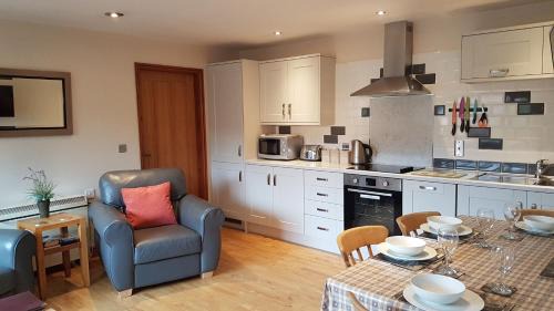 Frampton House | Ash Cottage