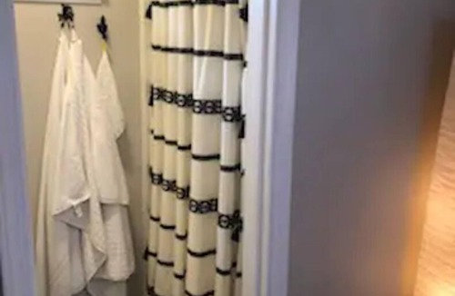 Independence House | Ash Creek Tiny Home.