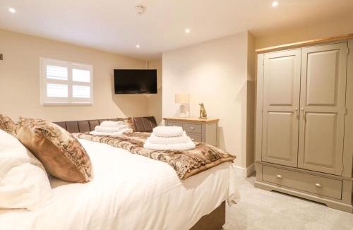 Ashbourne Apartment | Ashbourne Luxury Suites