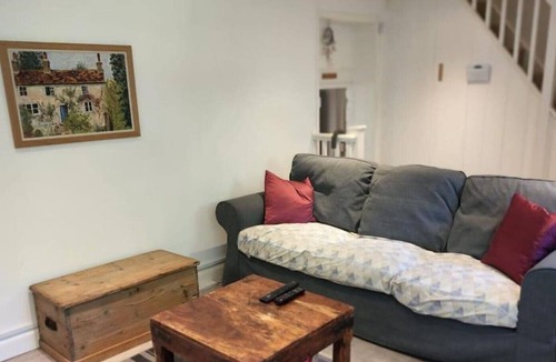Crowborough Apartment | Ashdown Forest Character Cottage, 18th Century