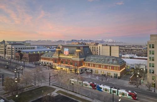 Downtown Salt Lake City Hotel | Asher Adams, Autograph Collection