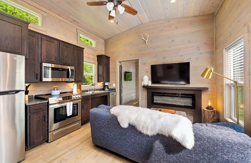 Arden Cabin | Asheville River Cabins