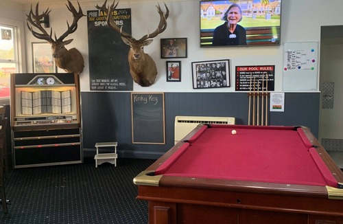 Ashhurst Hotel | Ashhurst Deer N Duck Inn