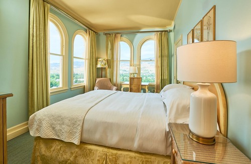 Historic Downtown District Hotel | Ashland Springs Hotel