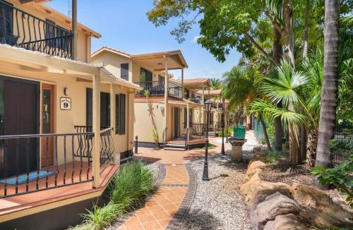 Ashmore Resort | Ashmore Palms Holiday Village