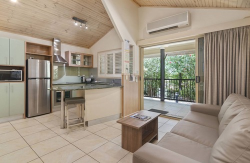 Ashmore Other | Ashmore Palms Holiday Village