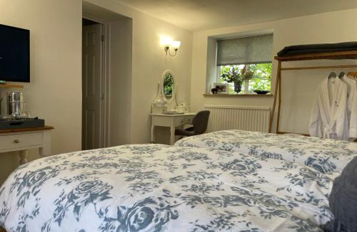 Grafton Regis Bed & Breakfast | Ashton lodge farm