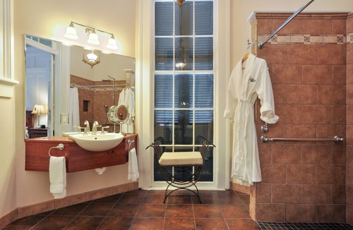 Esplanade Ridge Bed & Breakfast | Ashton's Bed and Breakfast