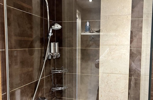 Paisley Hotel | Ashtree House Hotel