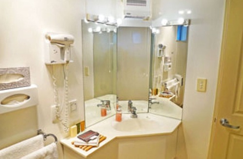 Hamilton Lake Hotel | Ashwood Manor Motor Lodge