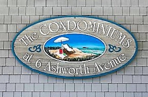 Hampton Apartment | Ashworth Ave Condos