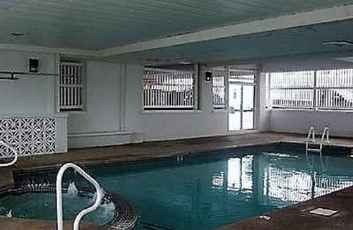 Hampton Apartment | Ashworth Ave Condos